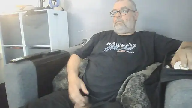 Naturistmale45 online show from June 6, 10:53 am