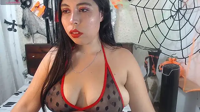 Snapshot of NikkieMilky chatting on October 25, 3:58 am NikkieMilky online show from October 25, 3:58 am