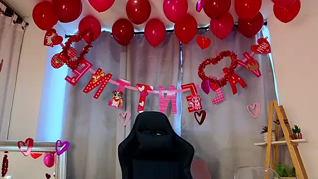 bella  adams online show from February 14, 10:14 pm