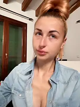 kylie blck online show from February 16, 3:58 am
