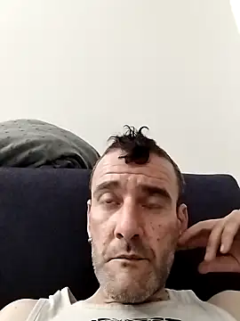 Snapshot of raulacab chatting on May 15, 7:54 pm raulacab online show from May 15, 7:54 pm