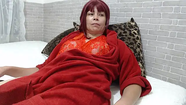 Snapshot of sweet_luana chatting on December 18, 5:02 am sweet luana online show from December 18, 5:02 am