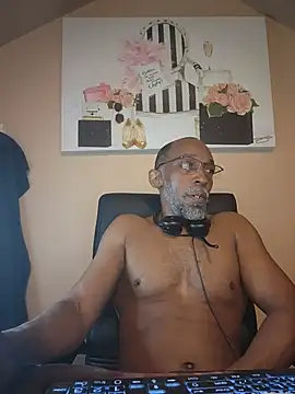 Lonelynudist59 online show from July 29, 11:19 am