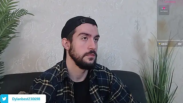 Dylan Best online show from December 14, 8:23 am