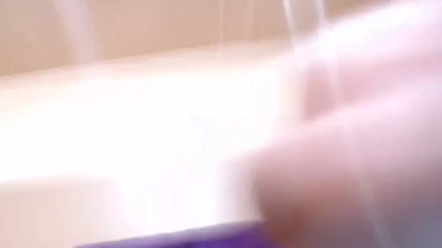 Snapshot of EBONYBUSTYY chatting on October 23, 7:34 pm EBONYBUSTYY online show from October 23, 7:34 pm