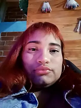 Hilarybunnyy online show from December 8, 2:07 am