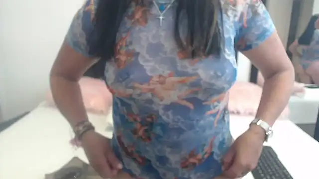 katiehotx online show from September 30, 1:10 am