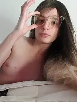 LouGabriel online show from December 14, 3:39 pm