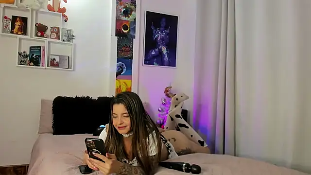 Sarah Jhonson online show from January 4, 7:44 pm