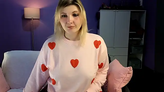 olisunny5 online show from February 5, 8:46 pm