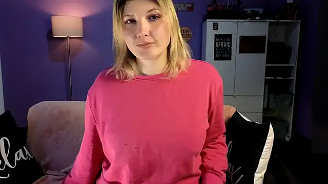 olisunny5 online show from March 20, 7:30 pm