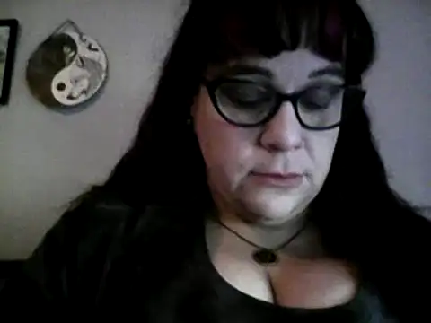 GothyBaby online show from January 2, 6:01 pm
