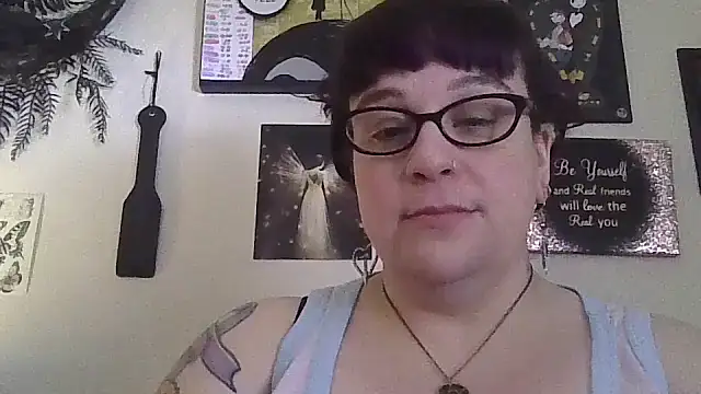 GothyBaby online show from February 10, 7:07 pm