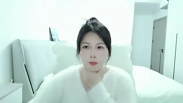 Sunset glow online show from December 22, 1:30 pm