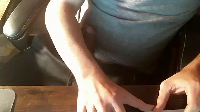 Snapshot of kong_smurfette chatting on December 18, 11:56 am kong smurfette online show from December 18, 11:56 am