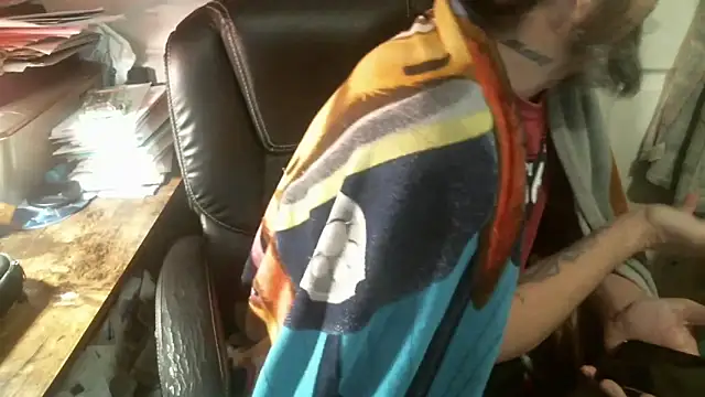 Snapshot of kong_smurfette chatting on January 19, 2:32 pm kong smurfette online show from January 19, 2:32 pm