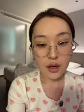 sphynx- - online show from May 20, 7:58 am