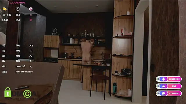 Snapshot of Model_Mike chatting on October 9, 11:36 pm Model Mike online show from October 9, 11:36 pm