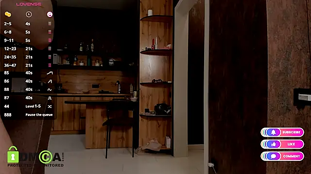 Snapshot of Model_Mike chatting on November 17, 4:29 am Model Mike online show from November 17, 4:29 am