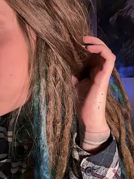 MenaDreadfull online show from November 14, 6:34 am