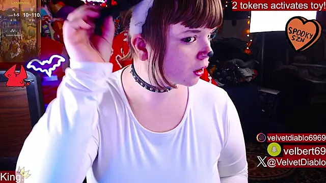 VelvetDiablo online show from October 1, 11:33 pm