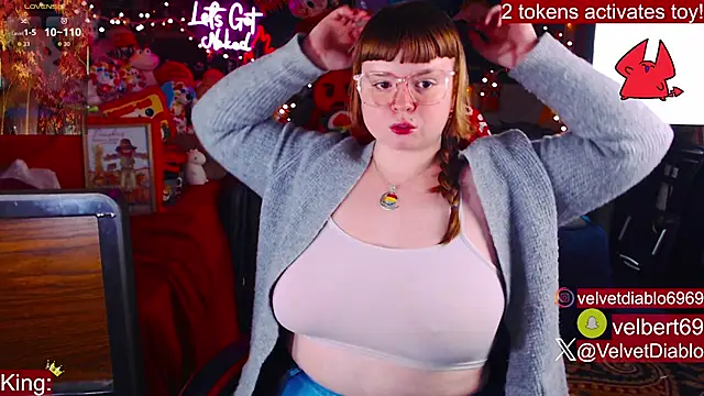 VelvetDiablo online show from November 18, 12:16 am