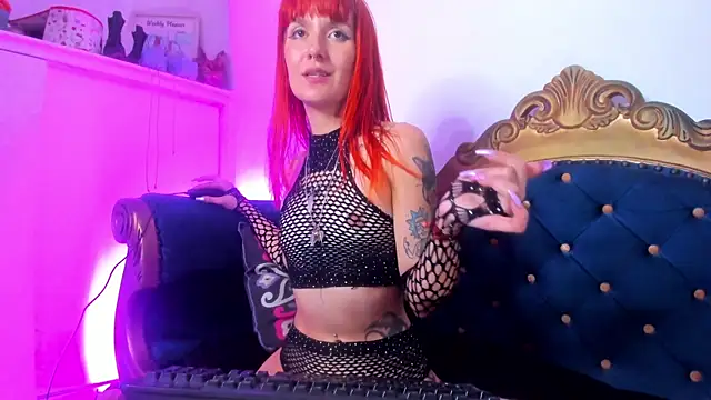 MaryJaneDove online show from July 26, 11:55 pm