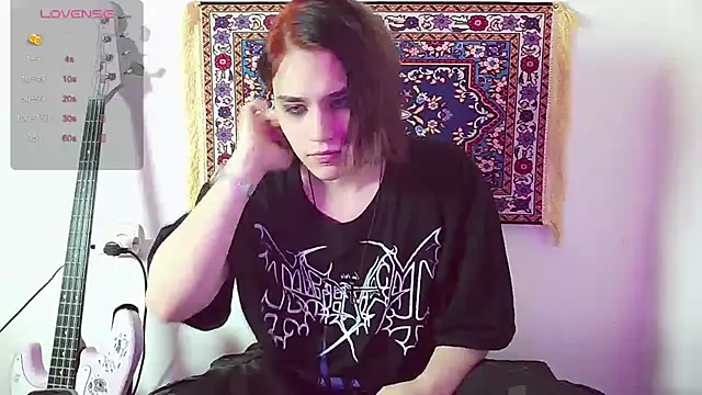 Snapshot of sademobeer chatting on March 1, 8:21 pm sademobeer online show from March 1, 8:21 pm