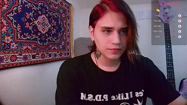 Snapshot of sademobeer chatting on March 15, 11:50 pm sademobeer online show from March 15, 11:50 pm