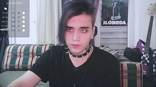 Snapshot of sademobeer chatting on September 10, 7:52 am sademobeer online show from September 10, 7:52 am