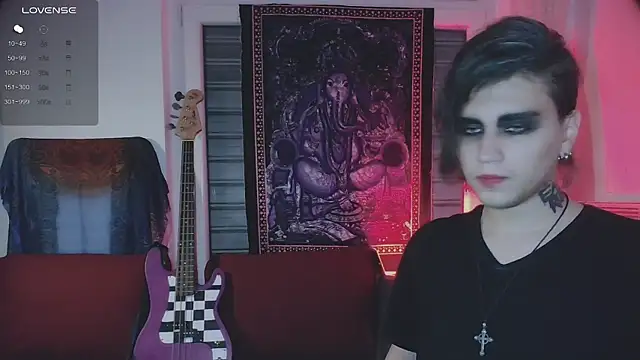 Snapshot of sademobeer chatting on October 7, 4:31 am sademobeer online show from October 7, 4:31 am