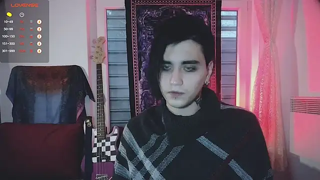 Snapshot of sademobeer chatting on October 14, 6:14 am sademobeer online show from October 14, 6:14 am