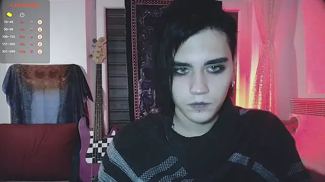 Snapshot of sademobeer chatting on October 15, 1:28 am sademobeer online show from October 15, 1:28 am