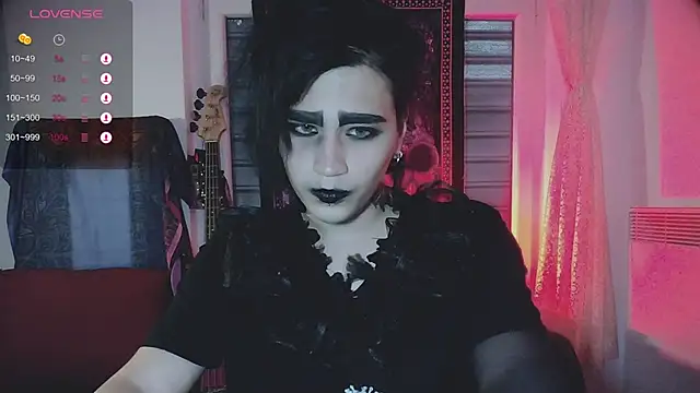 Snapshot of sademobeer chatting on October 24, 3:19 pm sademobeer online show from October 24, 3:19 pm