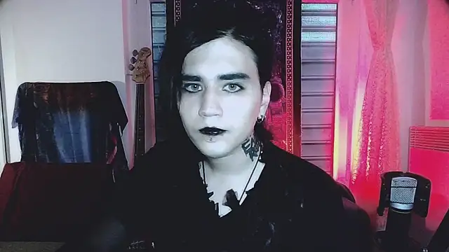 Snapshot of sademobeer chatting on November 14, 6:45 am sademobeer online show from November 14, 6:45 am