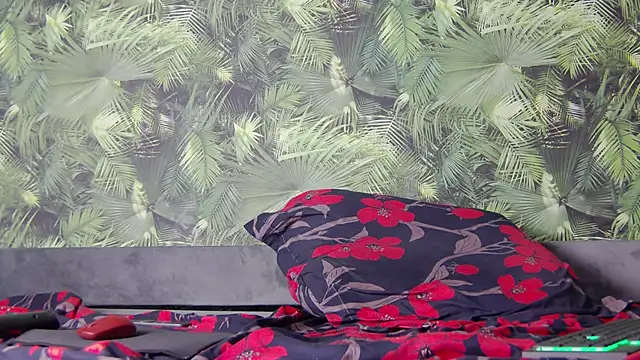 Alison Drew online show from February 25, 6:36 am