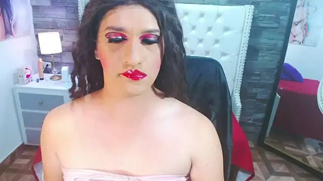 TRINY TS online show from December 31, 1:04 am
