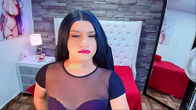 Snapshot of TRINY_TS chatting on September 30, 7:24 am TRINY TS online show from September 30, 7:24 am