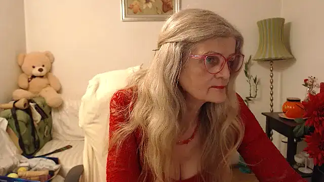 BlairFort online show from November 14, 4:28 pm