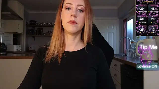 stripmequick online show from February 25, 8:57 am