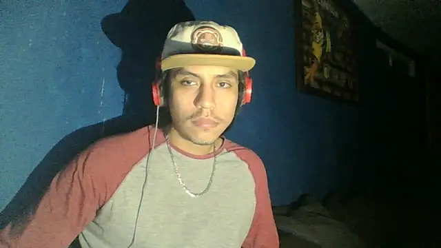 AlexAlejandro13 online show from September 10, 9:09 am