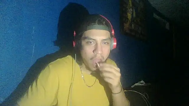 AlexAlejandro13 online show from October 2, 7:15 am