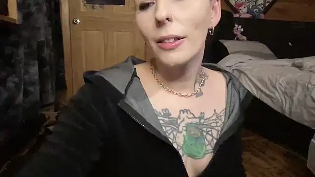 TeenyDoll online show from May 12, 2:52 am