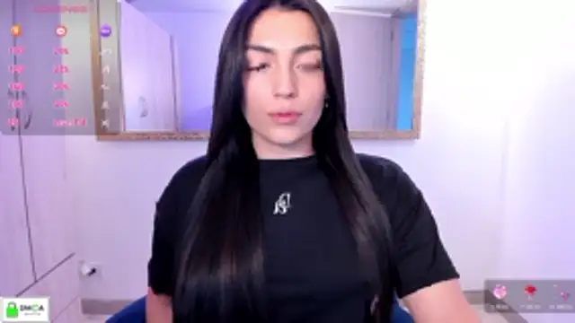 EricaVanderhill online show from December 19, 10:17 pm