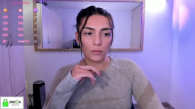 EricaVanderhill online show from May 21, 12:28 am