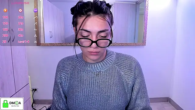 EricaVanderhill online show from May 26, 12:28 am