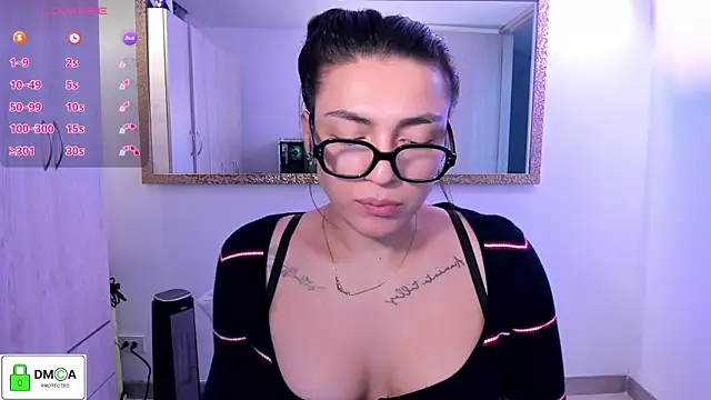 EricaVanderhill online show from June 14, 10:23 pm