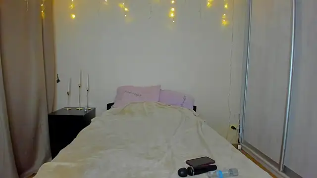 Bella Foryou online show from December 14, 1:17 am