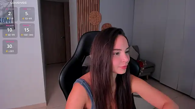 AnnieHallX online show from December 20, 1:56 am