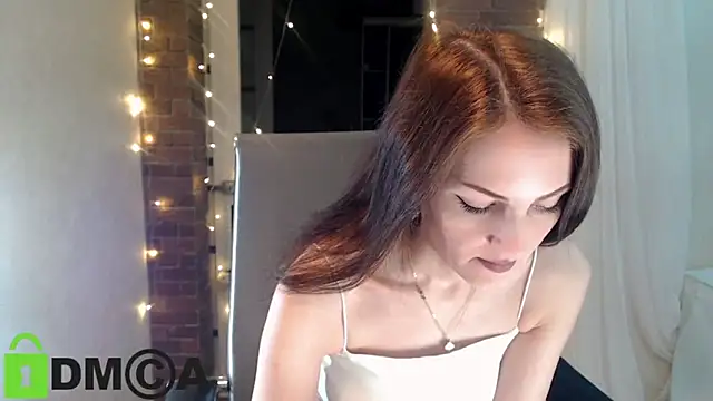 Snapshot of ms_kelarini chatting on February 13, 3:52 pm ms kelarini online show from February 13, 3:52 pm